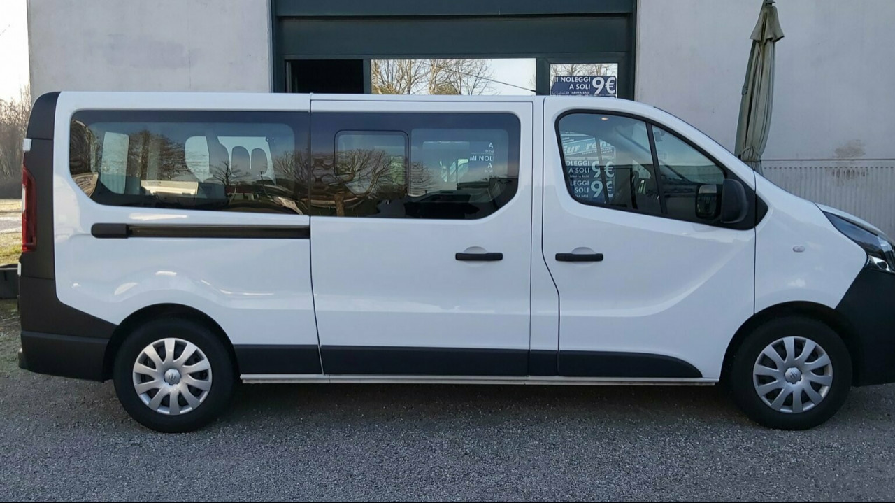 MINIVAN gruppo PL OPEL VIVARO PASSO LUNGO 9 POSTI